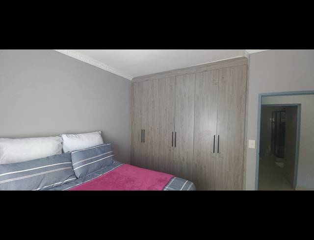 2 BEDROOM FLAT FOR SALE IN MORNINGSIDE